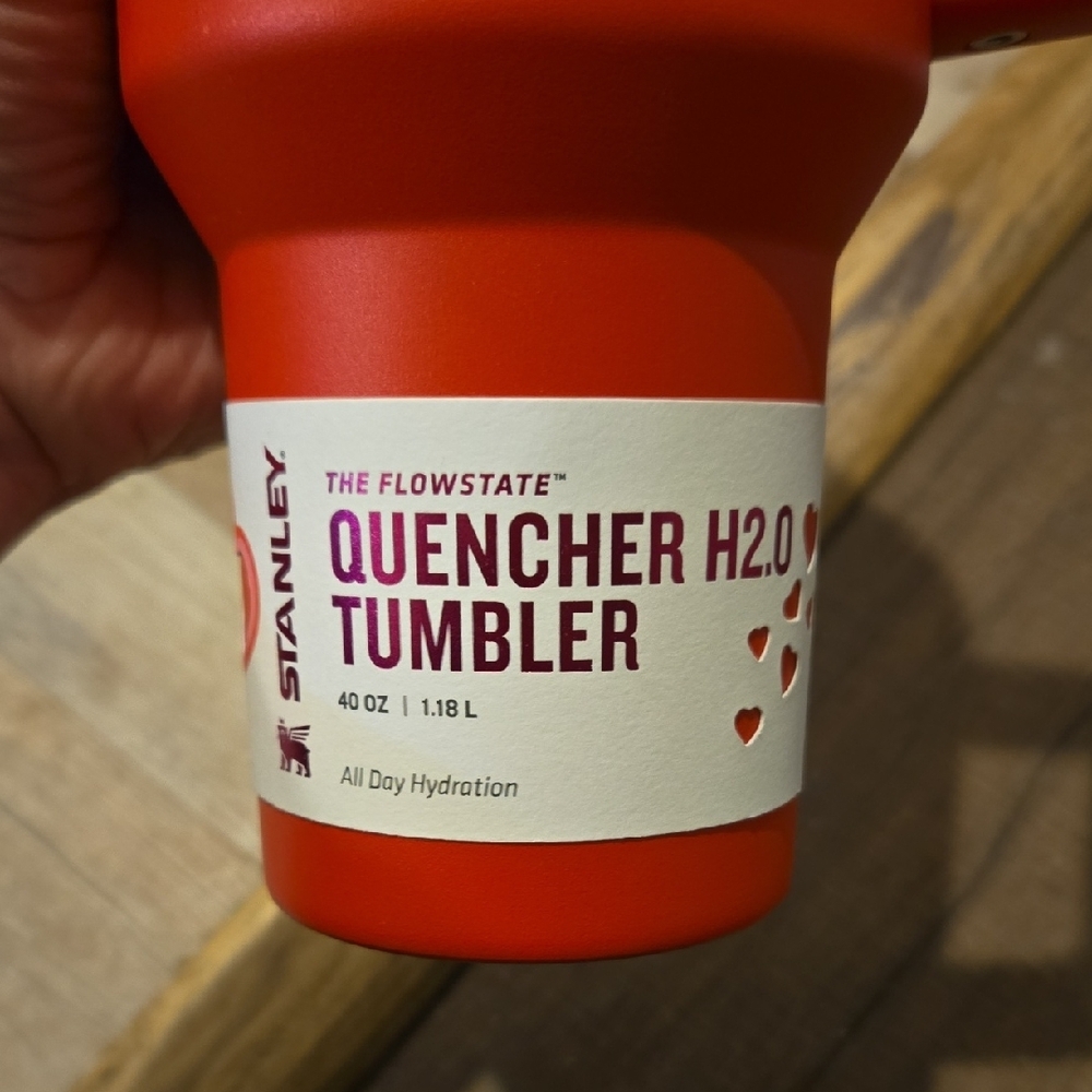 Stanley Ruby Hearts Flowstate Quencher Tumbler - Picture 2 of 11
